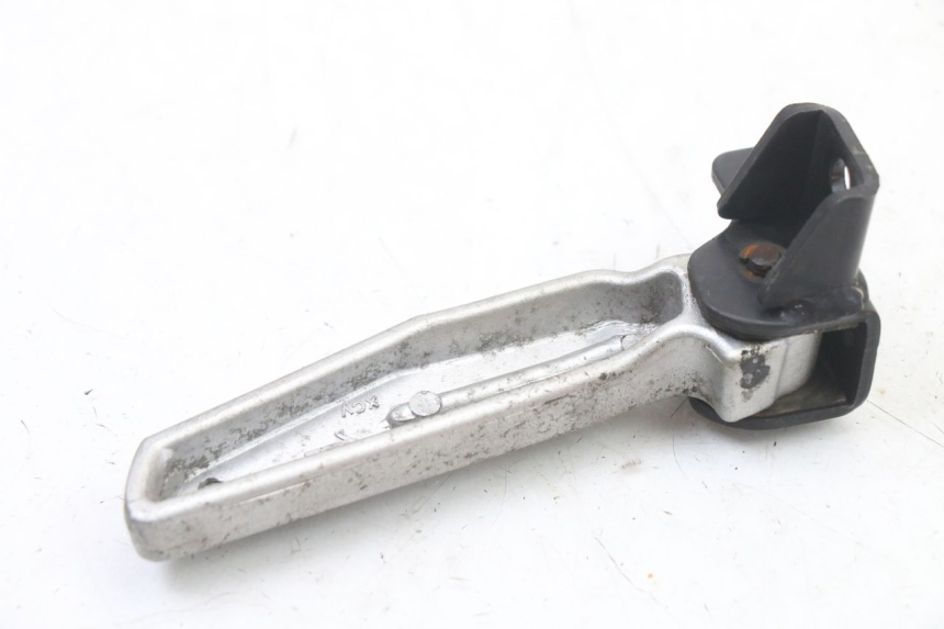 photo de FUSSRASTEN HINTEN RECHT SYM FIDDLE 3 III 125 (2014 - 2020) - Technische Nahaufnahme