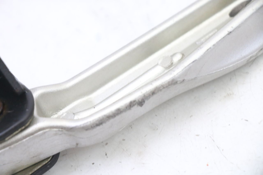 photo de FUSSRASTEN HINTEN RECHT SYM FIDDLE 3 III 125 (2014 - 2020) - Gesamtansicht des Produkts