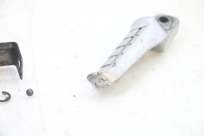 photo de FUSSRASTEN HINTEN RECHT BMW G310 R 310 (2016 - 2020) - Gesamtansicht des Produkts