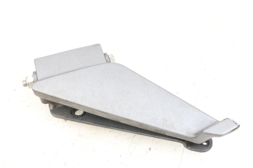 photo de FUSSRASTEN HINTEN RECHT PEUGEOT GEOPOLIS RS 125 (2007 - 2009) - Zoom auf Gebrauchszustand