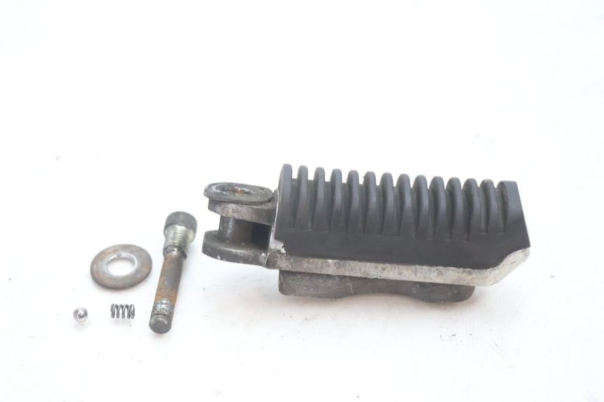 photo de FUSSRASTEN HINTEN RECHT SUZUKI GSF N BANDIT 1200 (2001 - 2005) - Hauptansicht