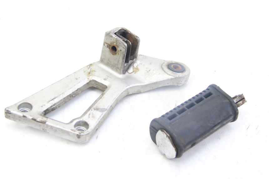 photo de RECHTER HINTERRADSTÄNDER SUZUKI GSX-F GSX  F 1100 (1988 - 1994) - Hauptansicht