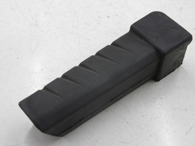 photo de FUSSRASTEN HINTEN RECHT HONDA FES PANTHEON 125 (2003 - 2007) - Alternative Perspektive