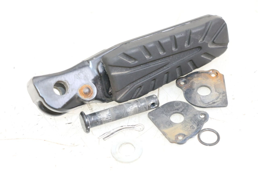 photo de FUSSRASTEN HINTEN RECHT HUSQVARNA SVARTPILEN 401 (2018 - 2023) - Hauptansicht