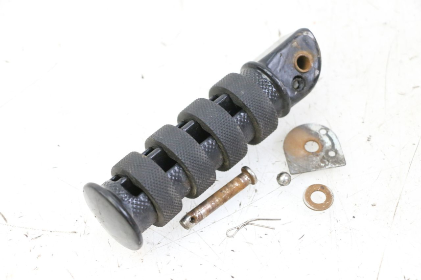 photo de FUSSRASTEN HINTEN RECHT KEEWAY K-LIGHT KLIGHT 125 (2018 - 2025) - Hauptansicht