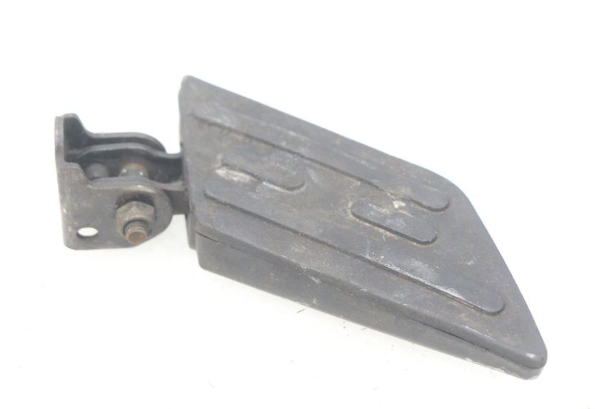 photo de RECHTER HINTERRADSTÄNDER PEUGEOT KISBEE 2T 50 (2010 - 2017) - Detailansicht des Bauteils