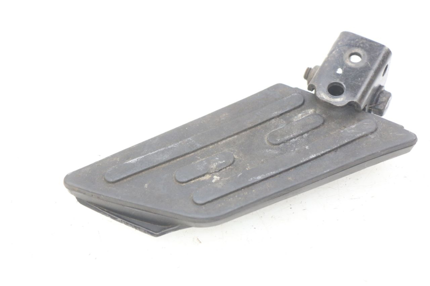 photo de RECHTER HINTERRADSTÄNDER PEUGEOT KISBEE 2T 50 (2010 - 2017) - Zoom auf Gebrauchszustand