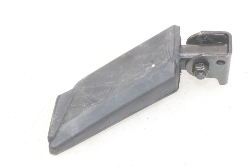 photo de RECHTER HINTERRADSTÄNDER PEUGEOT KISBEE 2T 50 (2010 - 2017) - Zoom auf Gebrauchszustand