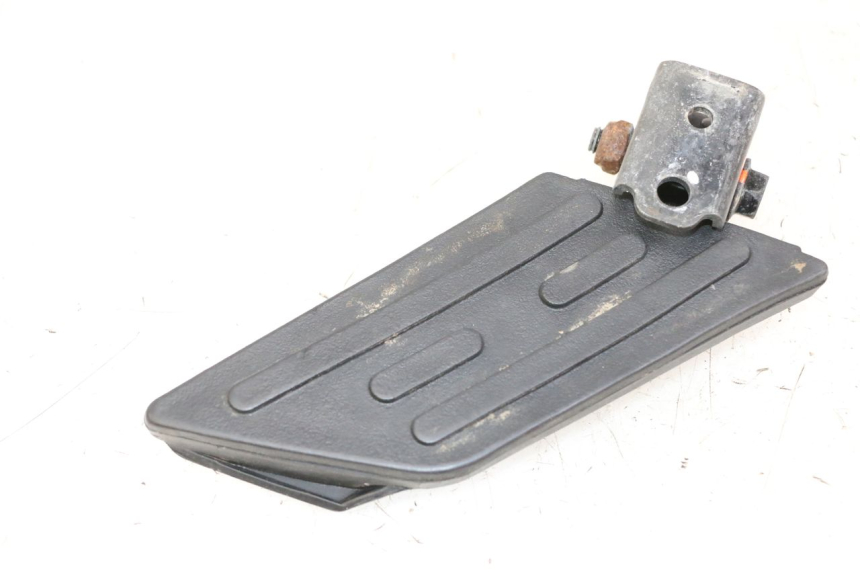 photo de FUSSRASTEN HINTEN RECHT PEUGEOT KISBEE 4T 50 (2018 - 2022) - Details der Befestigungspunkte