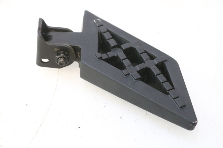 photo de FUSSRASTEN HINTEN RECHT PEUGEOT KISBEE 4T 50 (2023 - 2026) - Detailansicht des Bauteils