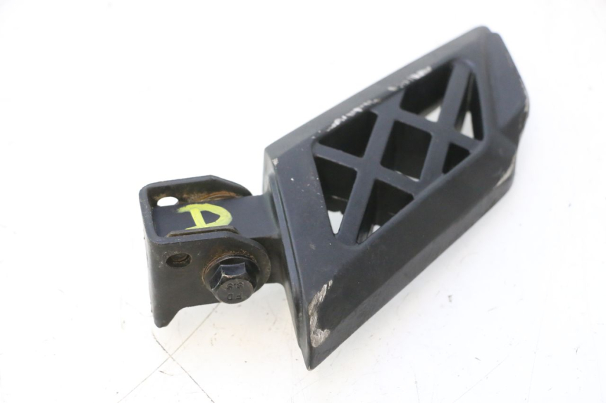 photo de FUSSRASTEN HINTEN RECHT PEUGEOT KISBEE 4T 50 (2023 - 2026) - Alternative Perspektive