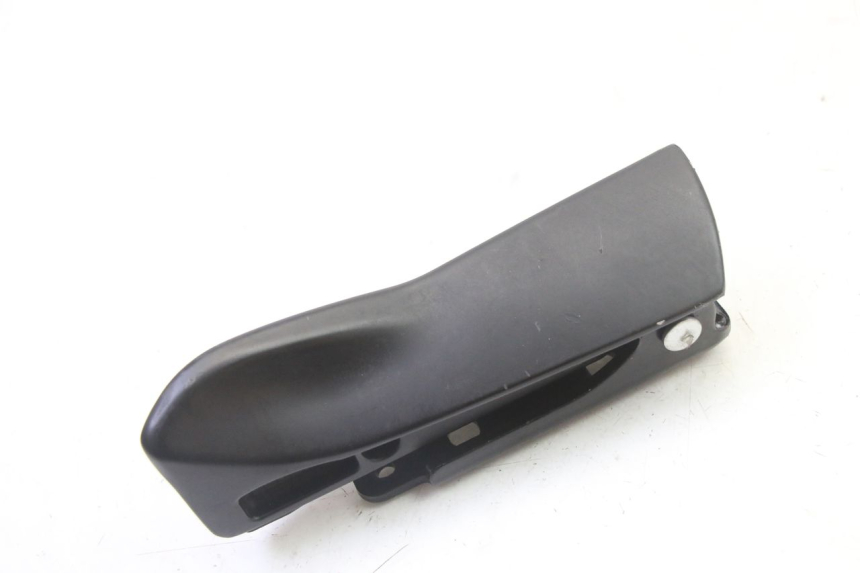 photo de FUSSRASTEN HINTEN RECHT PIAGGIO MP3 HPE 310 (2024 - 2025) - Hauptansicht