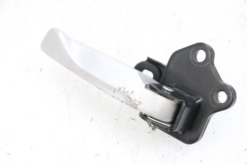 photo de FUSSRASTEN HINTEN RECHT YAMAHA NEO'S CORE 1 (2022 - 2026) - Zoom auf Gebrauchszustand