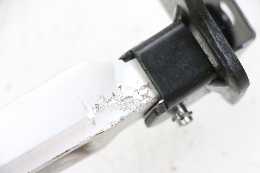 photo de FUSSRASTEN HINTEN RECHT YAMAHA NEO'S CORE 1 (2022 - 2026) - Alternative Perspektive