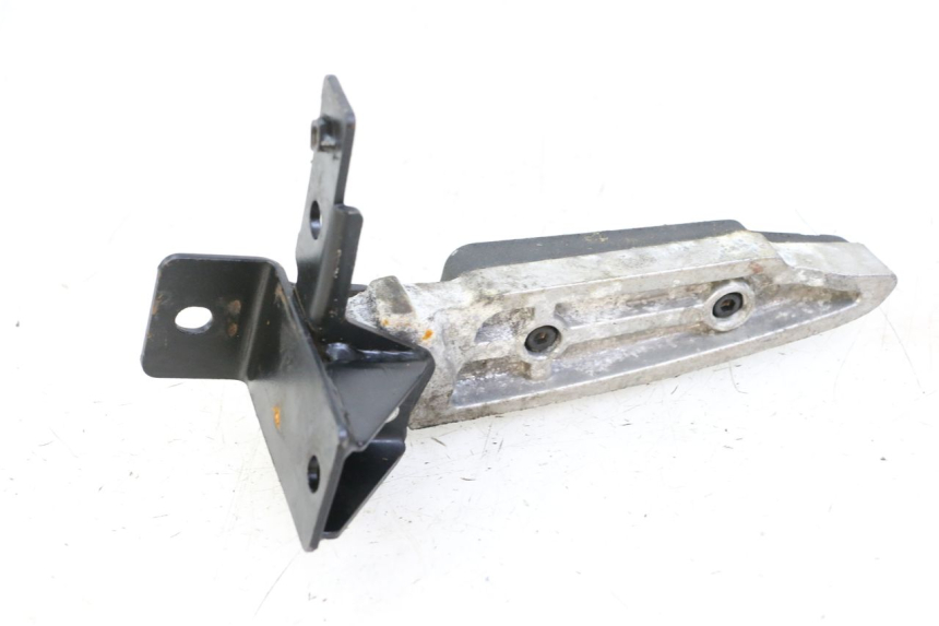 photo de RECHTER HINTERRADSTÄNDER PEUGEOT CITYSTAR 50 (2013 - 2017) - Zoom auf Gebrauchszustand