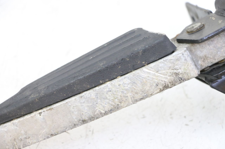 photo de RECHTER HINTERRADSTÄNDER PEUGEOT CITYSTAR 50 (2013 - 2017) - Technische Nahaufnahme