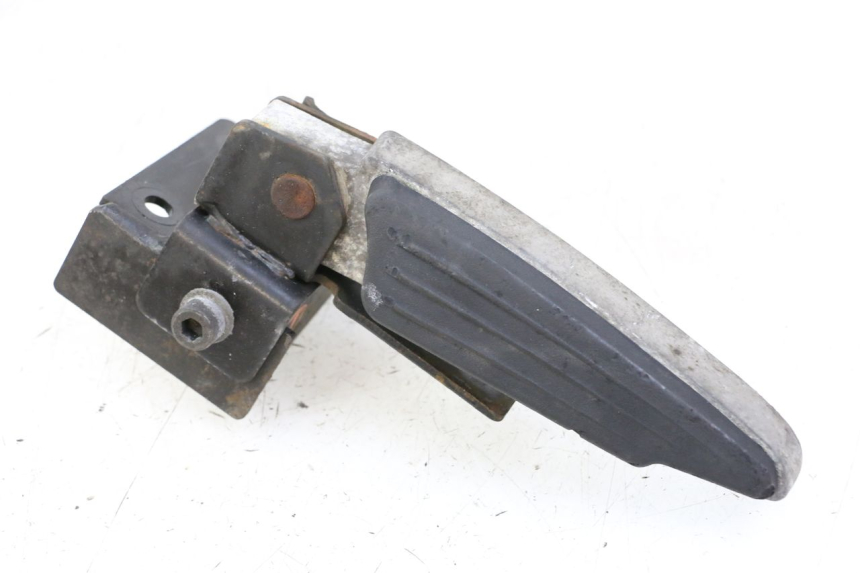 photo de FUSSRASTEN HINTEN RECHT PEUGEOT SATELIS 125 (2013 - 2018) - Zoom auf Gebrauchszustand