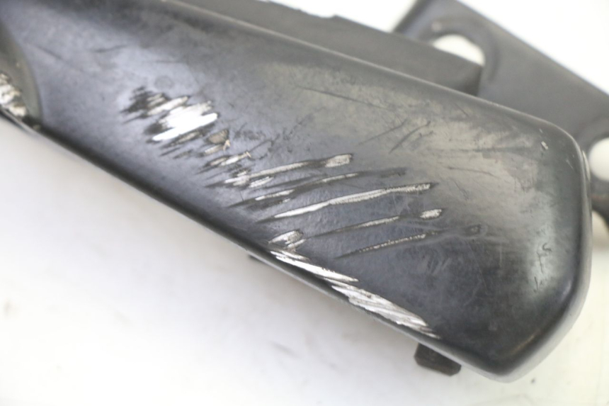 photo de FUSSRASTEN HINTEN RECHT GILERA RUNNER SP 50 (2006 - 2008) - Zoom auf Gebrauchszustand