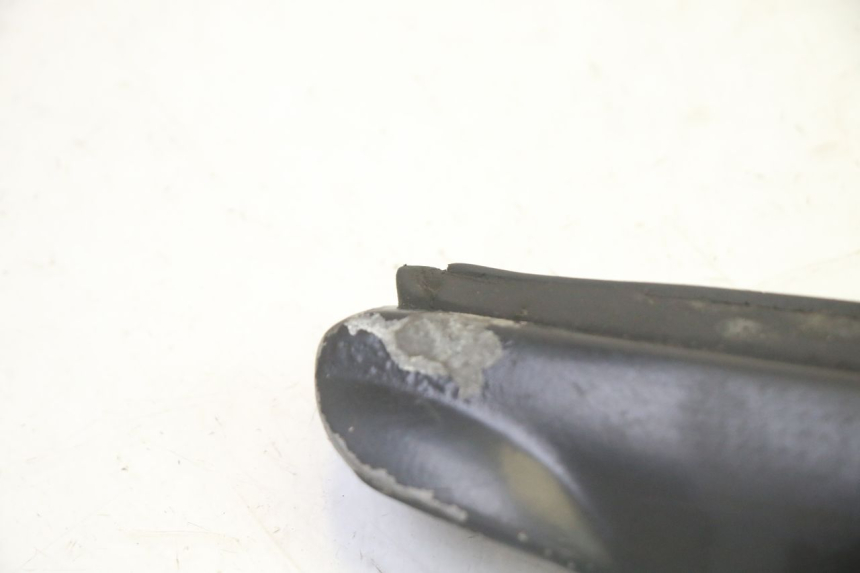 photo de FUSSRASTEN HINTEN RECHT GILERA RUNNER SP 50 (2009 - 2017) - Detailansicht des Bauteils