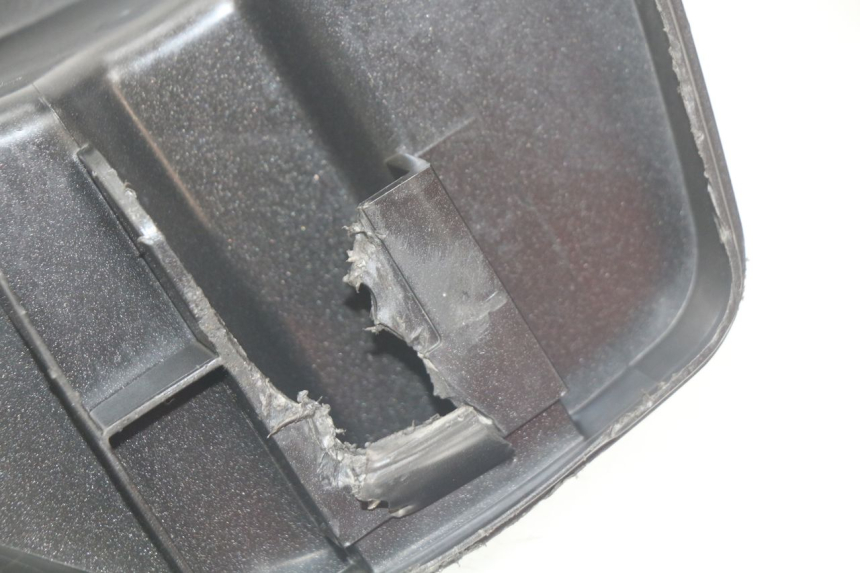 photo de RECHTER HINTERRADSTÄNDER APRILIA SR 2T 50 (2012 - 2017) - Alternative Perspektive