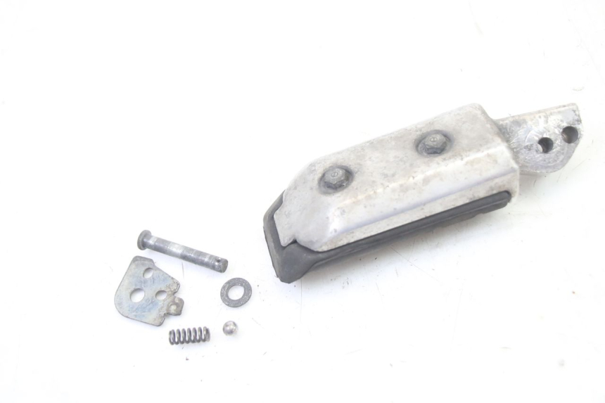 photo de FUSSRASTEN HINTEN RECHT HONDA ST PAN EUROPEAN 1300 (2002 - 2013) - Zoom auf Gebrauchszustand