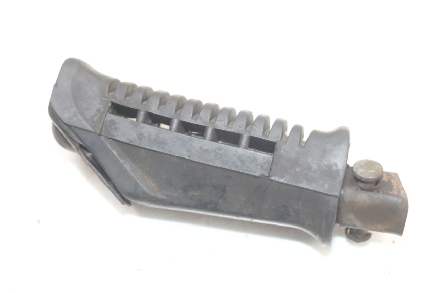 photo de FUSSRASTEN HINTEN RECHT SUZUKI GS F 500 (2004 - 2007) - Hauptansicht