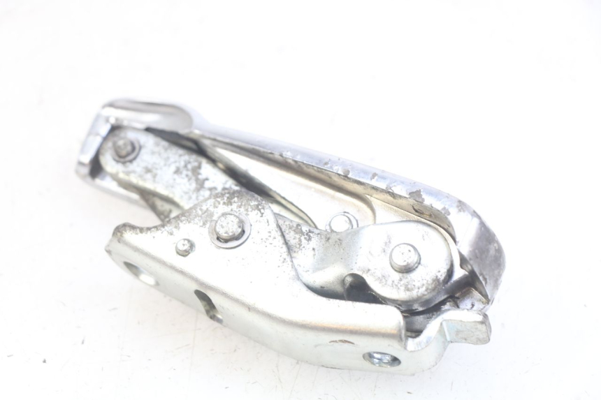 photo de RECHTER HINTERRADSTÄNDER PIAGGIO VESPA GRANTURISMO 125 (2003 - 2007) - Detailansicht des Bauteils