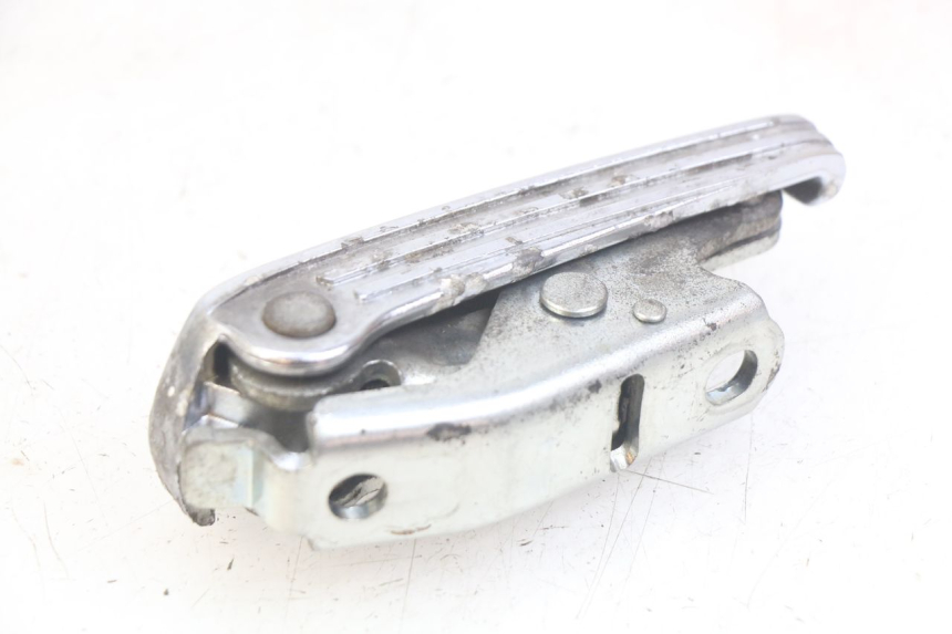 photo de RECHTER HINTERRADSTÄNDER PIAGGIO VESPA GRANTURISMO 125 (2003 - 2007) - Zoom auf Gebrauchszustand