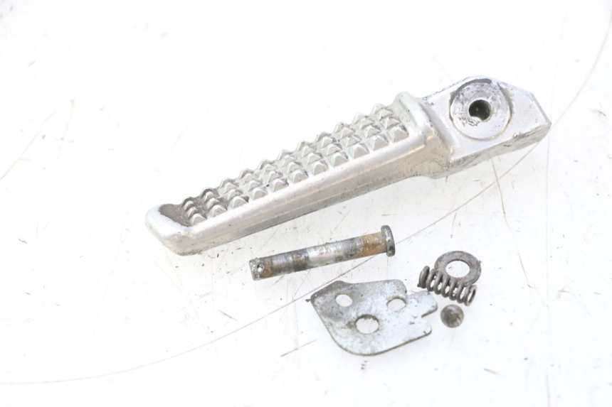 photo de FUSSRASTEN HINTEN RECHT HONDA VFR FI RC46 800 (1998 - 2001) - Hauptansicht