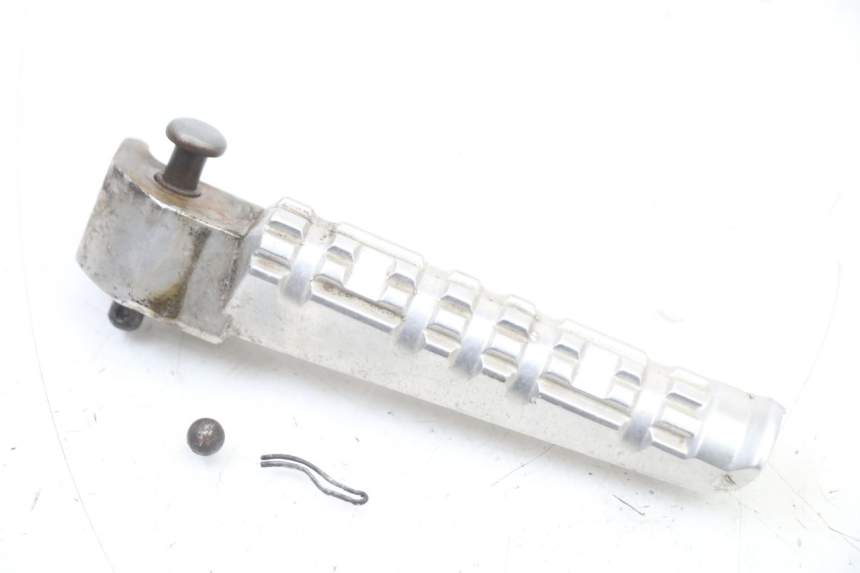 photo de FUSSRASTEN HINTEN RECHT YAMAHA X-MAX XMAX ABS 250 (2010 - 2014) - Detailansicht des Bauteils