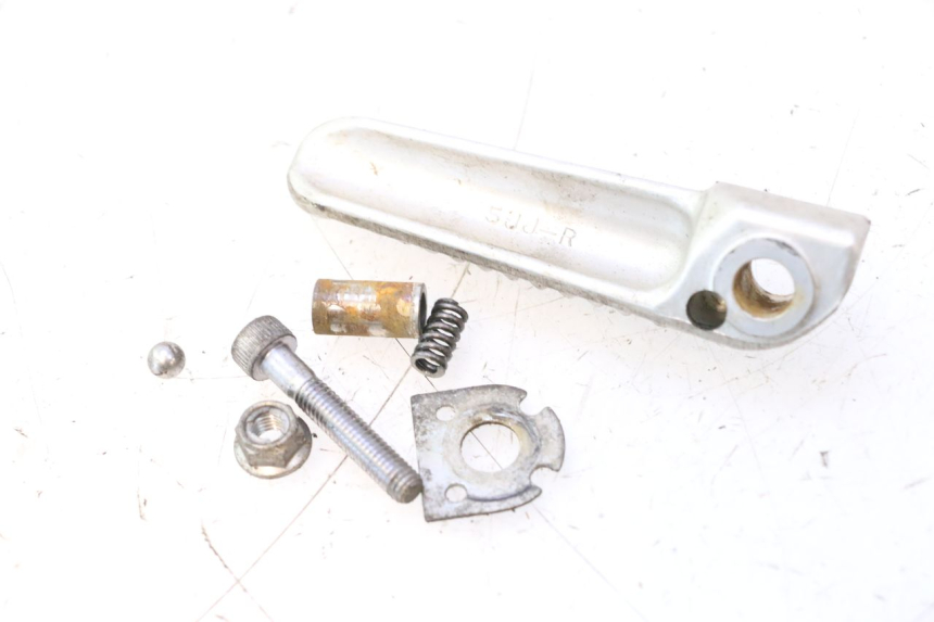 photo de FUSSRASTEN HINTEN RECHT YAMAHA YZF R6 600 (2008 - 2009) - Technische Nahaufnahme