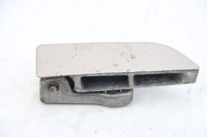 photo de LINKER HINTERER FUßRASTEN ECCITY ARTELEC 670 1 (2013 - 2017) - Detailansicht des Bauteils