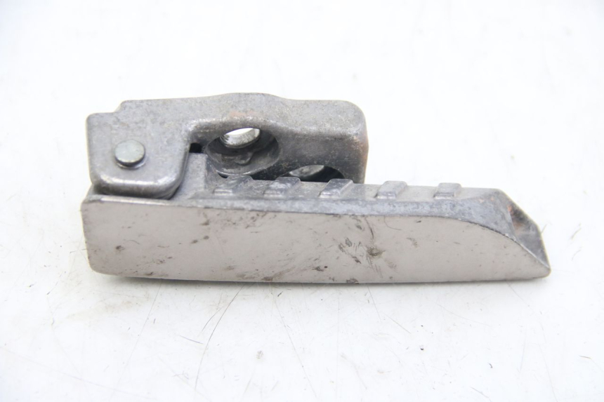 photo de LINKER HINTERER FUßRASTEN ECCITY ARTELEC 670 1 (2013 - 2017) - Zoom auf Gebrauchszustand