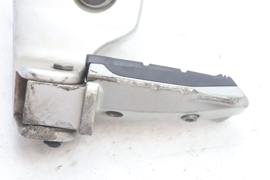 photo de FUSSRASTEN HINTEN LINKS BMW C1 125 (2000 - 2003) - Technische Nahaufnahme