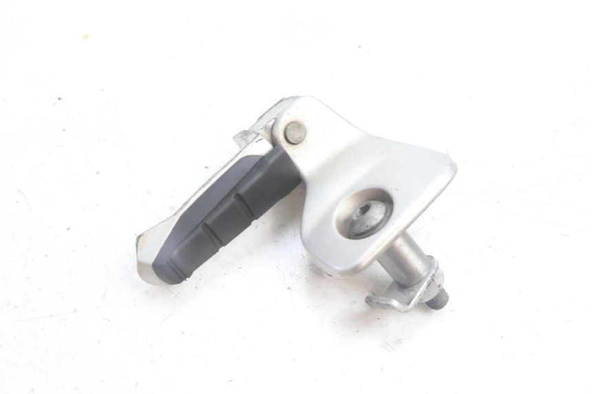 photo de FUSSRASTEN HINTEN LINKS BMW C1 125 (2000 - 2003) - Details der Befestigungspunkte
