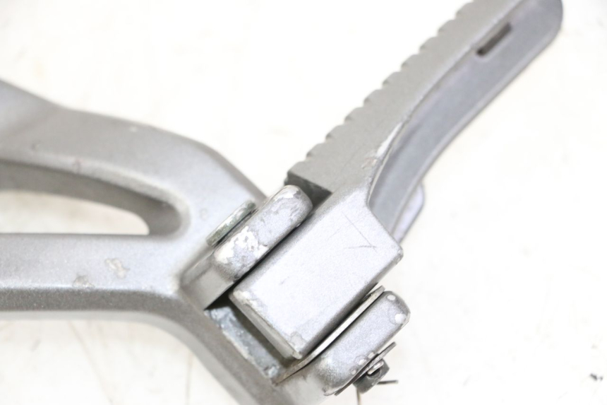 photo de FUSSRASTEN HINTEN LINKS ORCAL CAVARO 4T 50 (2019 - 2023) - Gesamtansicht des Produkts