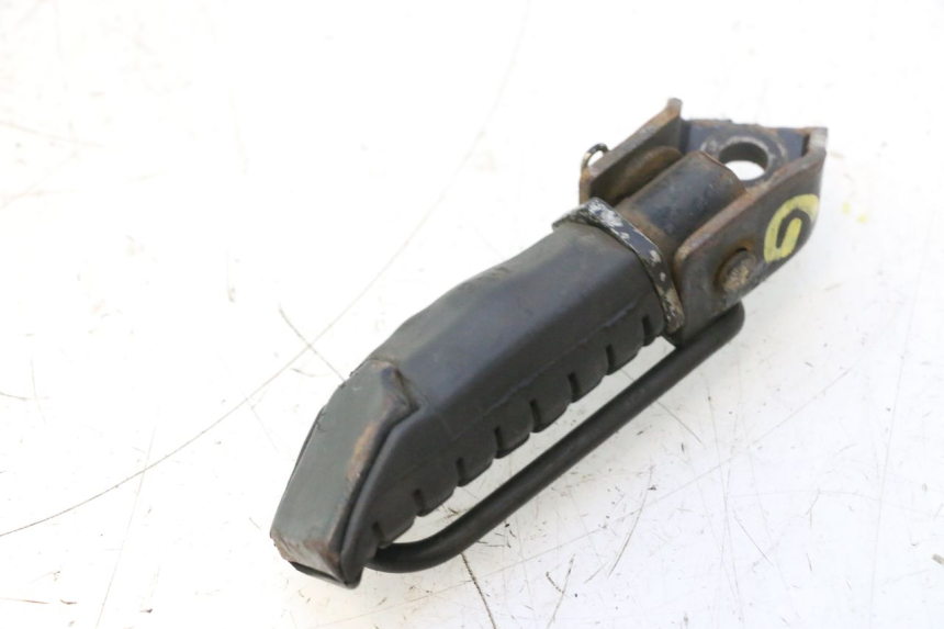 photo de FUSSRASTEN HINTEN LINKS HONDA CB TWO FIFTY 250 (1991 - 2002) - Technische Nahaufnahme