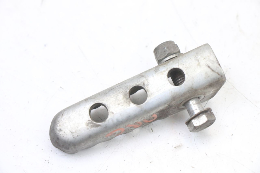 photo de FUSSRASTEN HINTEN LINKS DERBI SENDA R X-TREME 50 (2006 - 2010) - Alternative Perspektive