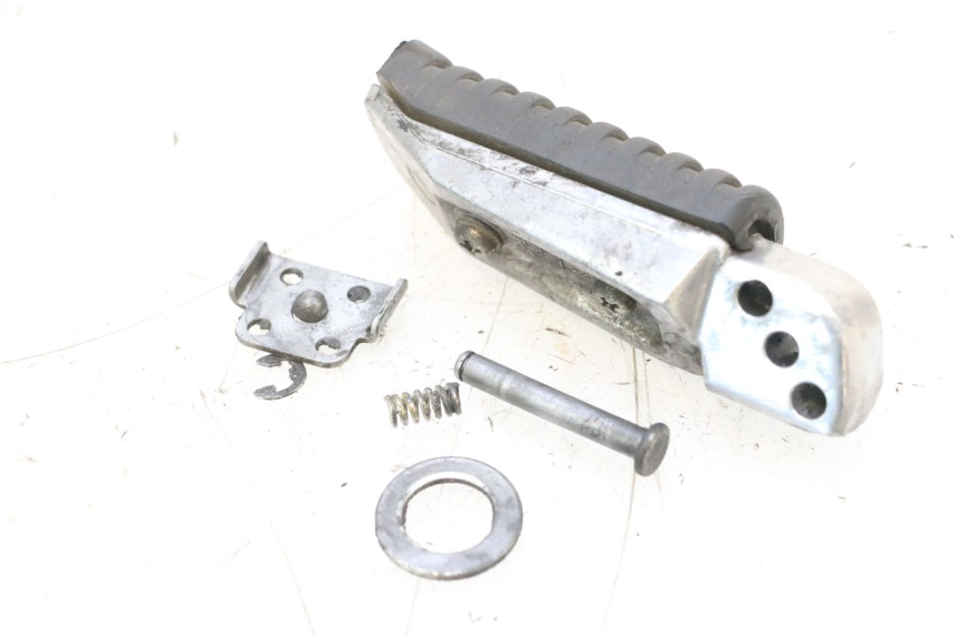 photo de FUSSRASTEN HINTEN LINKS KAWASAKI ER-6 ER6 F ABS 650 (2012 - 2016) - Zoom auf Gebrauchszustand