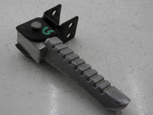 photo de LINKER HINTERER FUßRASTEN EUROCKA MATADOR 4T 50 (2010 - 2016) - Hauptansicht