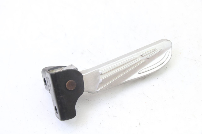 photo de FUSSRASTEN HINTEN LINKS SYM FIDDLE 3 III 125 (2014 - 2020) - Detailansicht des Bauteils