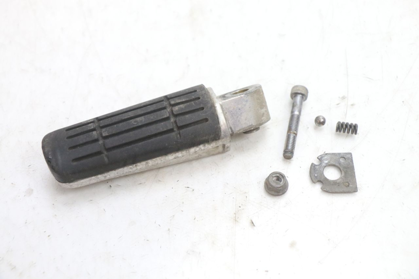 photo de FUSSRASTEN HINTEN LINKS YAMAHA FJR 1300 (2001 - 2005) - Hauptansicht