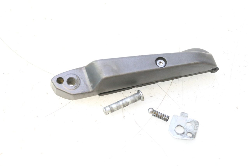photo de FUSSRASTEN HINTEN LINKS HONDA FJS SILVER WING SILVERWING 400 (2005 - 2008) - Zoom auf Gebrauchszustand