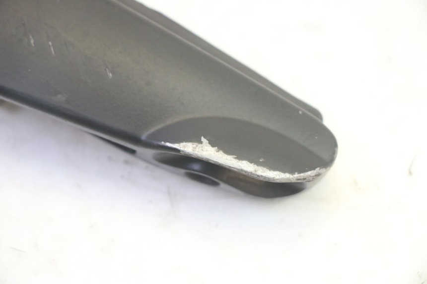 photo de FUSSRASTEN HINTEN LINKS PIAGGIO FLY 4T 50 (2013 - 2017) - Zoom auf Gebrauchszustand