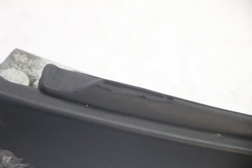 photo de FUSSRASTEN HINTEN LINKS PIAGGIO FLY 4T 50 (2013 - 2017) - Alternative Perspektive