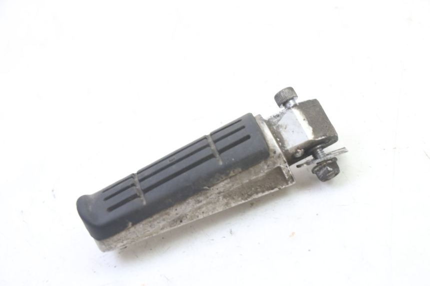 photo de FUSSRASTEN HINTEN LINKS YAMAHA FZ6 FAZER S2 600 (2007 - 2011) - Detailansicht des Bauteils