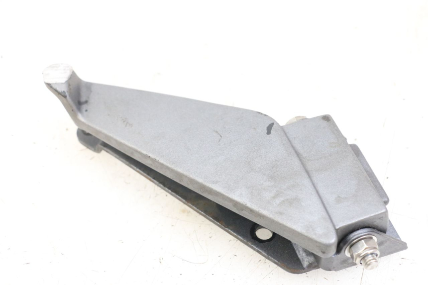 photo de FUSSRASTEN HINTEN LINKS PEUGEOT GEOPOLIS RS 125 (2007 - 2009) - Zoom auf Gebrauchszustand