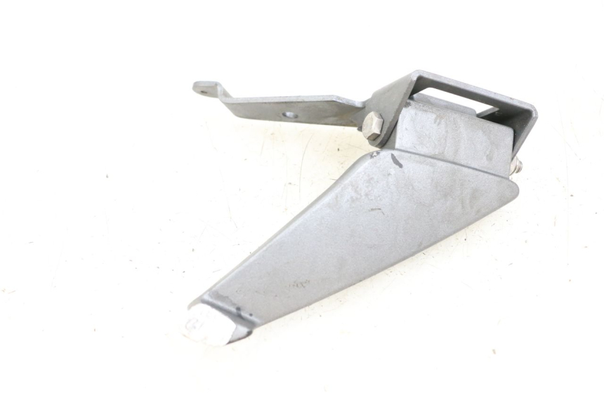 photo de FUSSRASTEN HINTEN LINKS PEUGEOT GEOPOLIS RS 125 (2007 - 2009) - Alternative Perspektive