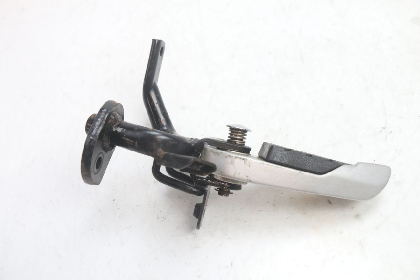 photo de FUSSRASTEN HINTEN LINKS SYM GTS EVO 125 (2009 - 2013) - Technische Nahaufnahme