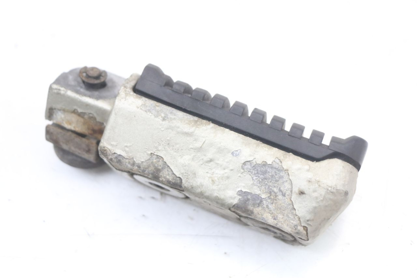 photo de FUSSRASTEN HINTEN LINKS KAWASAKI GTR 1000 (1994 - 2004) - Zoom auf Gebrauchszustand